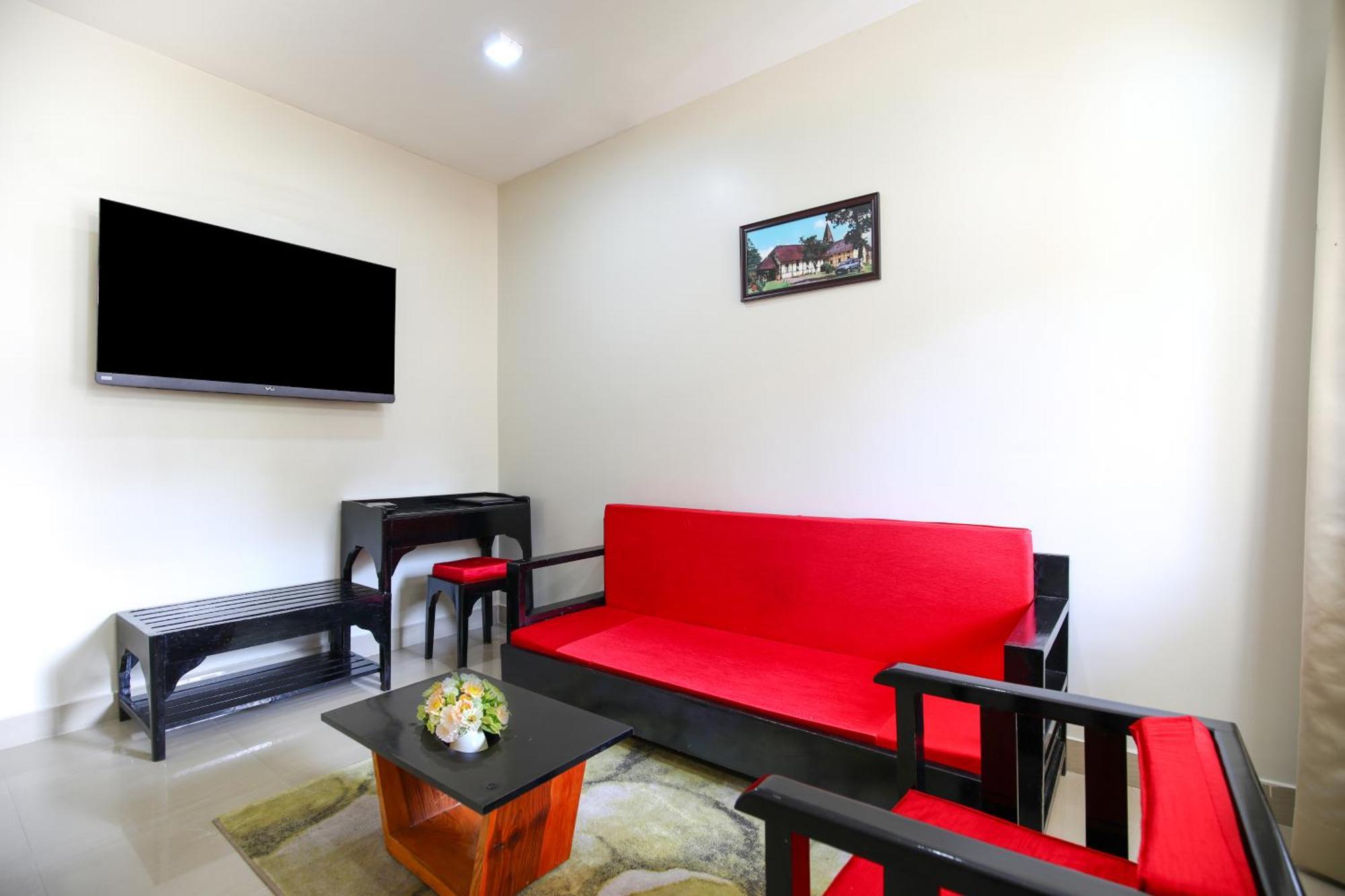 La Nicholas Lake View By Summit Hotels Shillong Kamer foto