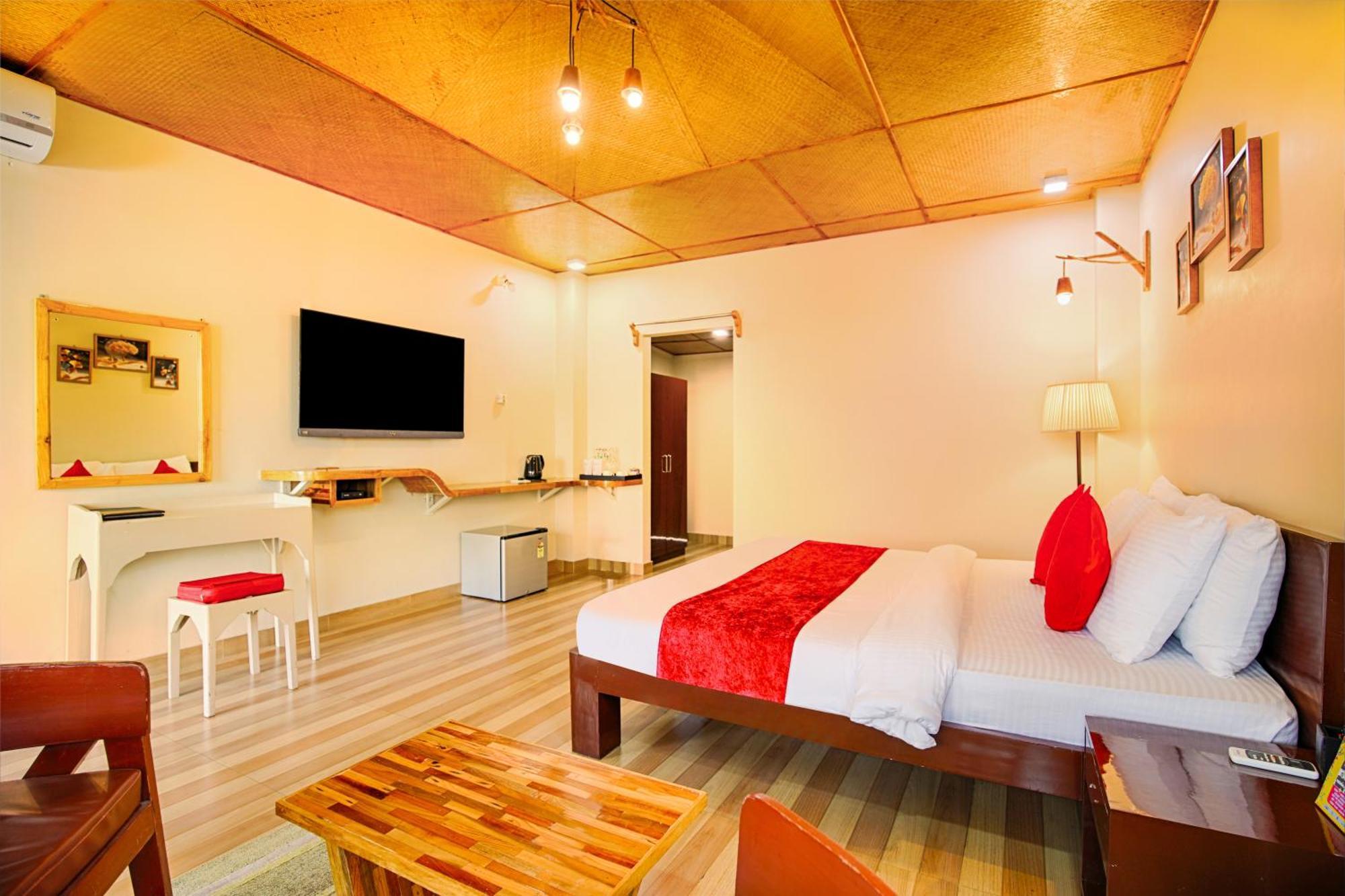 La Nicholas Lake View By Summit Hotels Shillong Kamer foto
